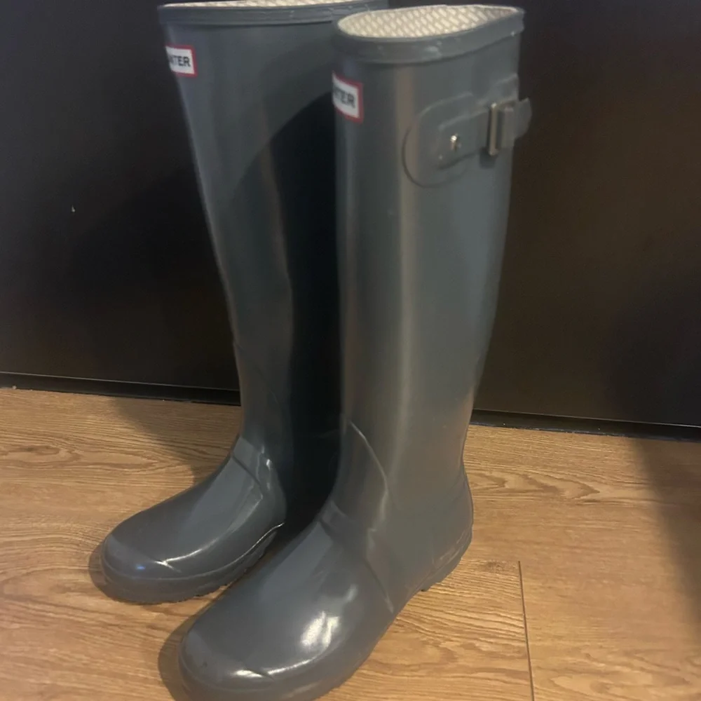 Women’s Hunter Rain Boots/Fleece Logo Socks Size 8 - Picture 3 of 10